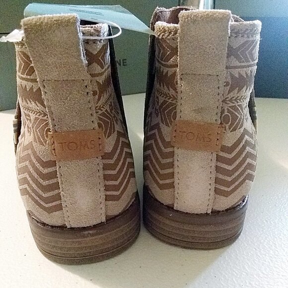 NIB Toms Deia Suede Ankle Boots Youth Size 5.5 MSRP $70 - Picture 6 of 13